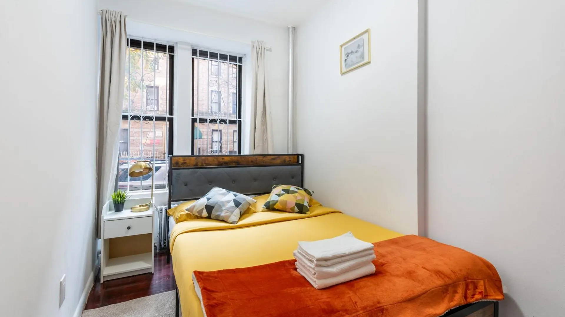 2 Bd Cozy Home In Manhattan Valley New York